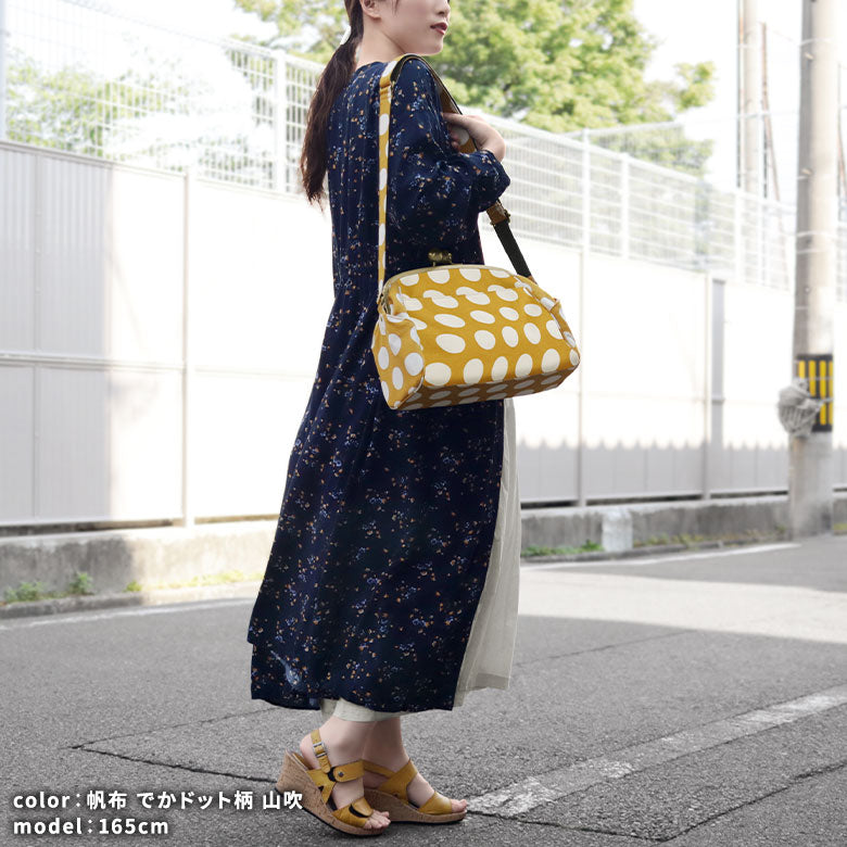 [In Stock] Large Ball Clasp Shoulder Bag [Gama no Mi]