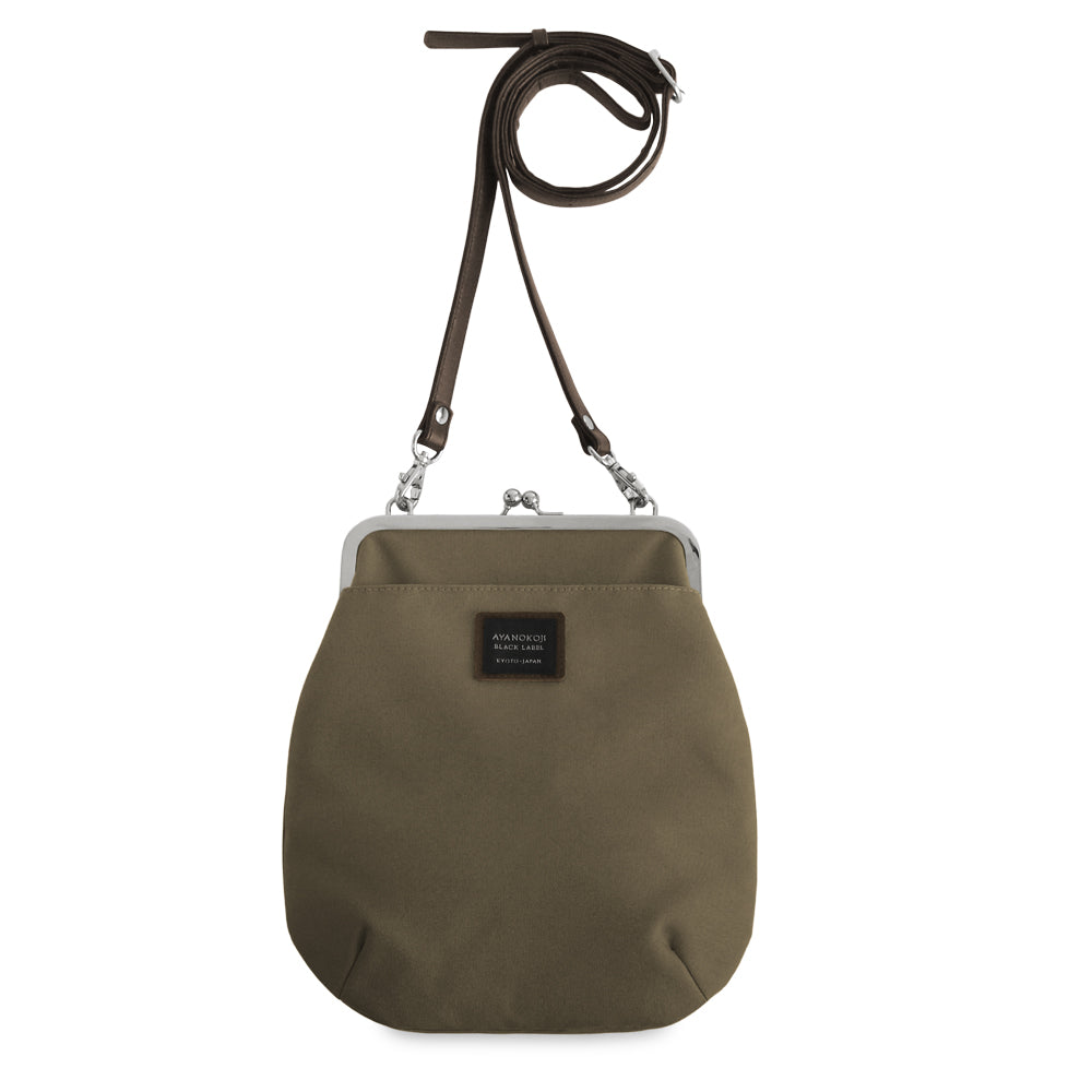 [In stock] Pocket-equipped flat shoulder bag [Cordura(R)]