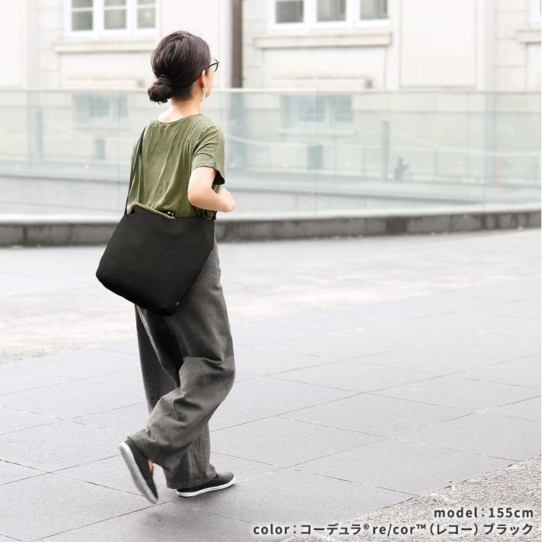【In-Stock Item】Vertical Clasp One-Shoulder Bag【Sarei Cordura(R) re/cor(TM) (Cordura Recor)・MONTANA(N)】