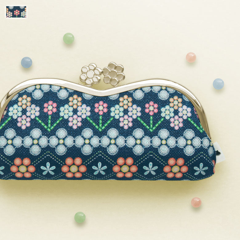 【在庫商品】山型がま口メガネケース【ビーズ】